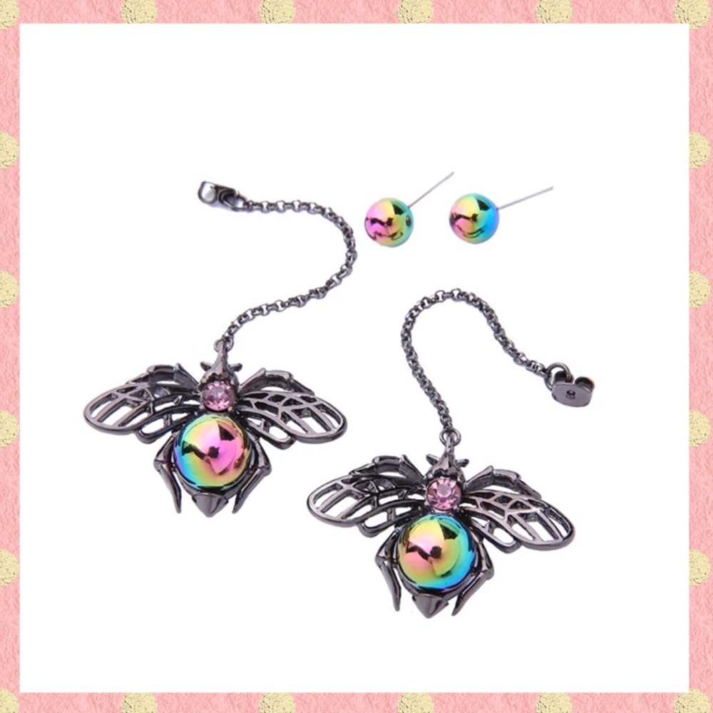 NWT Bug Drop Earrings